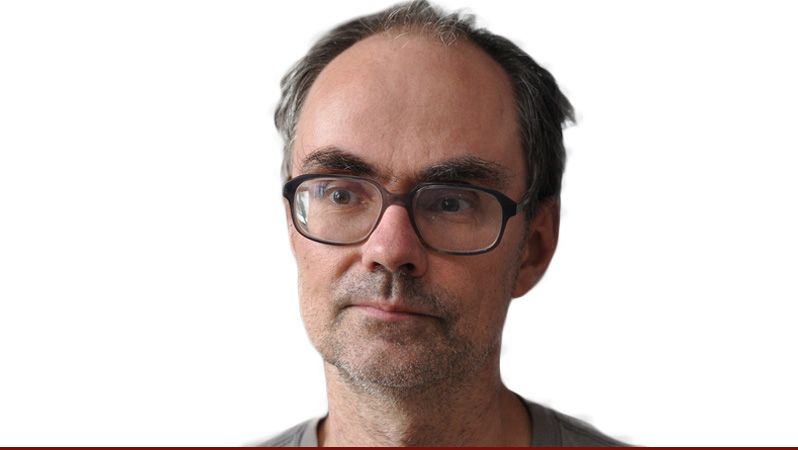 KOMENTÁŘ: Útok na Rushdieho a právo na nekorektnost  – Alex Švamberk